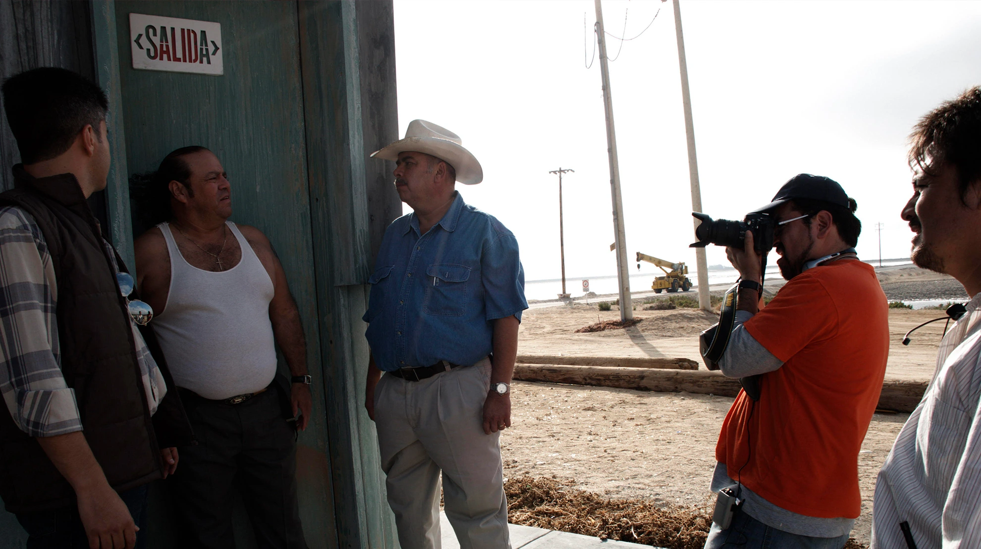 Voces imaginarias - bajo la sal